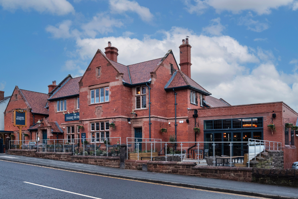 hydes-opens-3-6m-premium-dining-pub-on-the-wirral